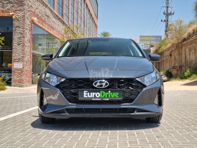 יונדאי i20