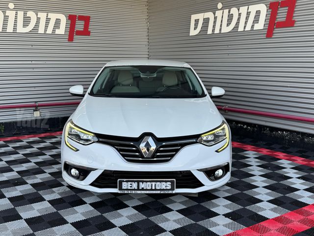רנו מגאן