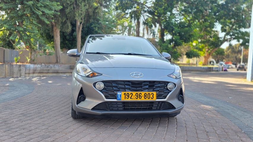 יונדאי i10