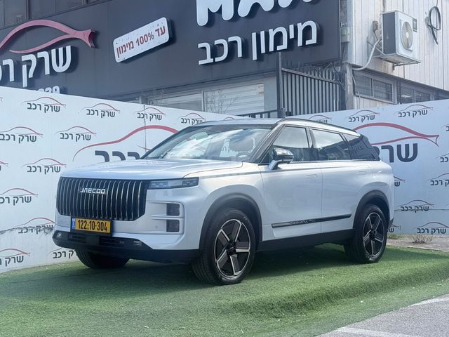 ג'אקו J7