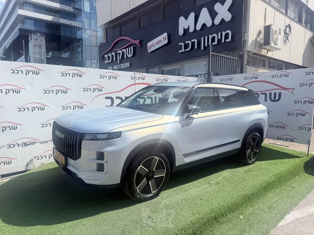 ג'אקו J7