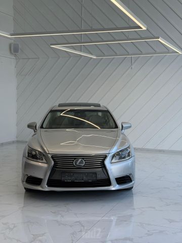 לקסוס LS