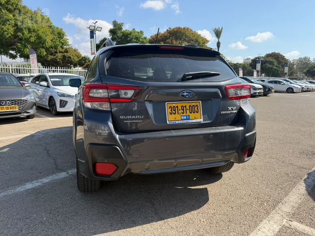 סובארו XV