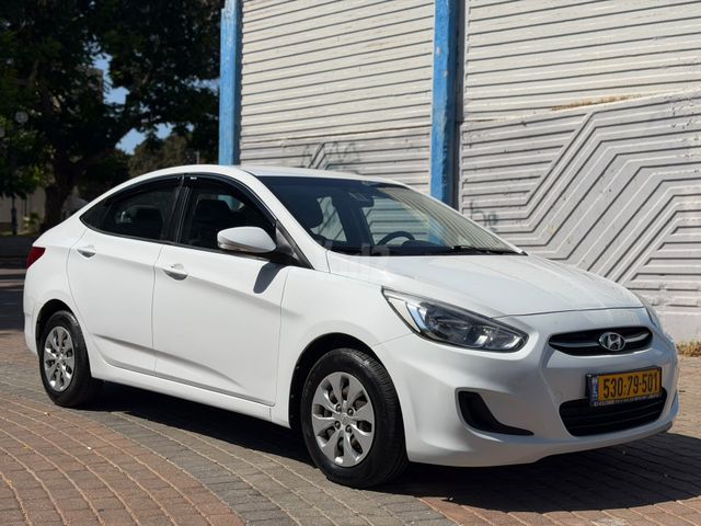 יונדאי אקסנט i25