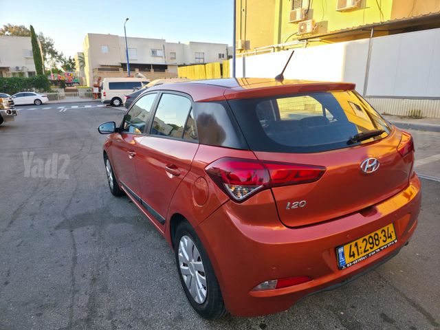 יונדאי i20