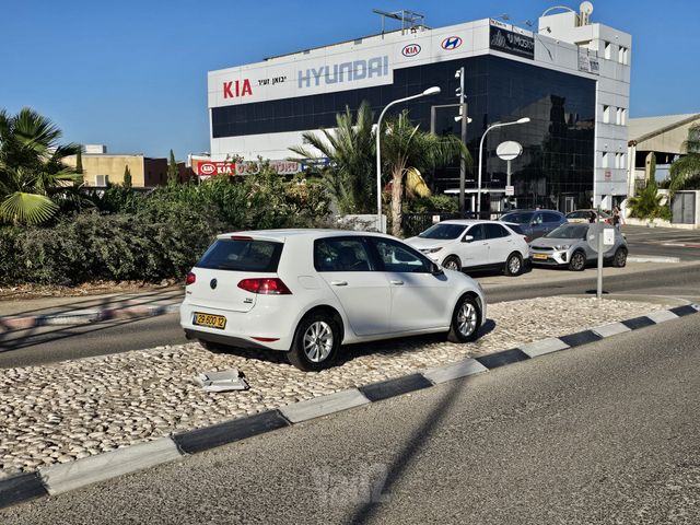 פולקסווגן גולף