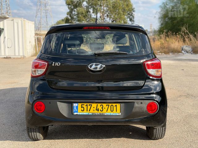 יונדאי i10