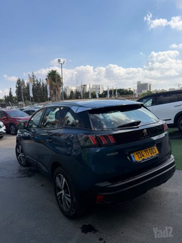 פיג'ו 3008