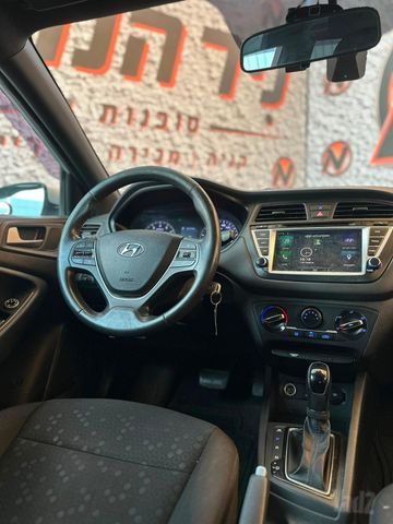 יונדאי i20
