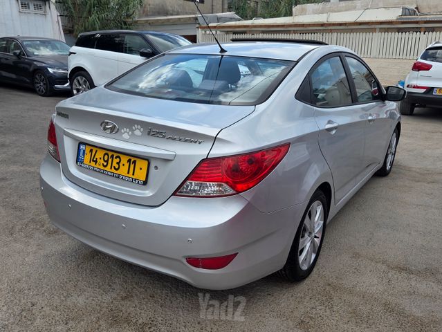 יונדאי אקסנט i25
