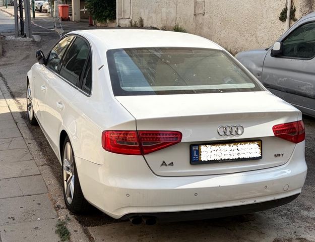 מודעת רכב אאודי A4