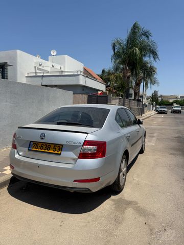 סקודה אוקטביה