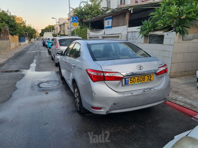 טויוטה קורולה