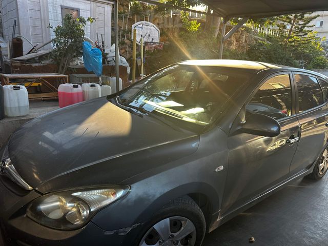 יונדאי i30