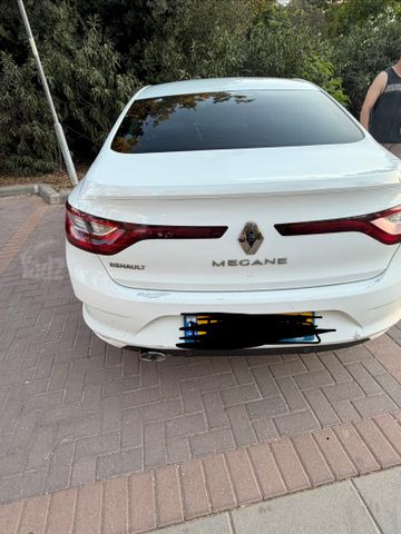 רנו מגאן
