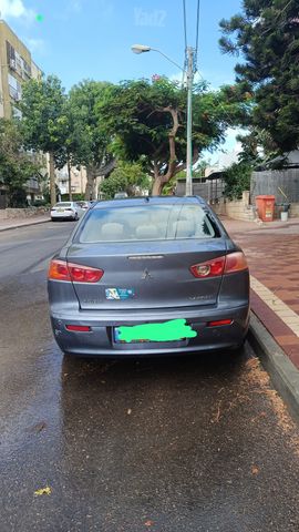 מיצובישי לנסר