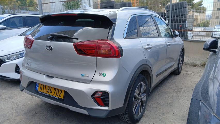 קיה נירו