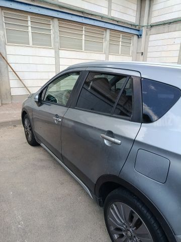סוזוקי קרוסאובר
