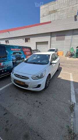 יונדאי אקסנט i25