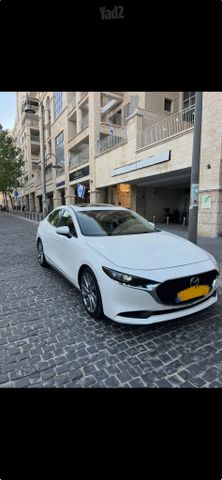מאזדה 3