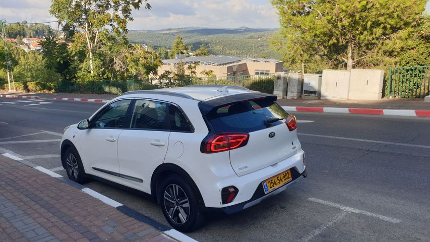 קיה נירו