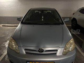 טויוטה קורולה