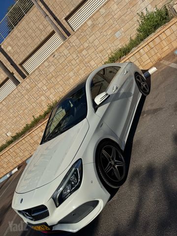 מרצדס-בנץ CLA