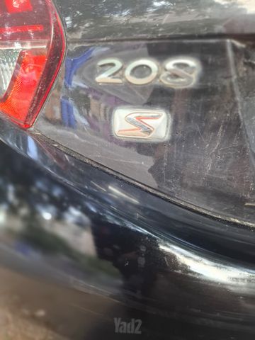 פיג'ו 208