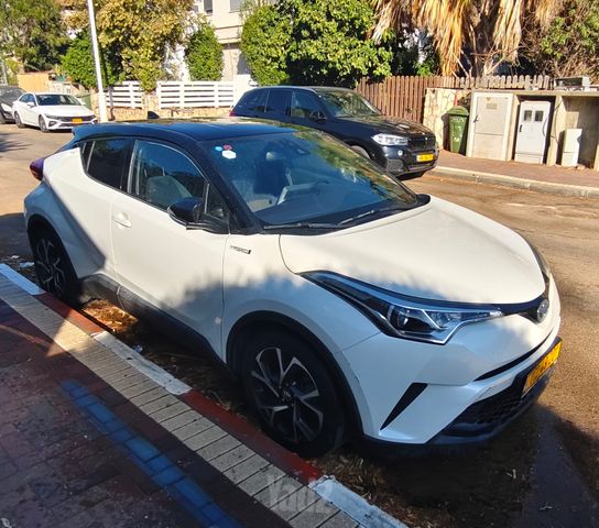 טויוטה C-HR