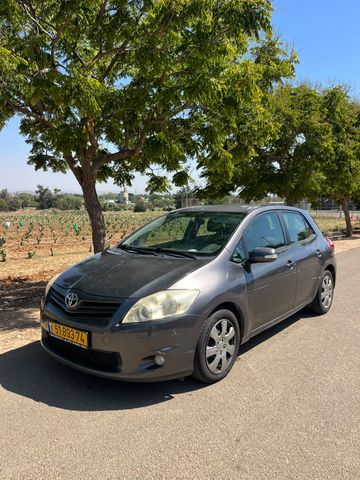 טויוטה אוריס