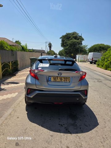 טויוטה C-HR