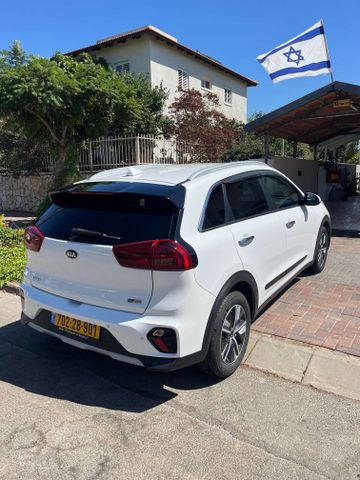 קיה נירו