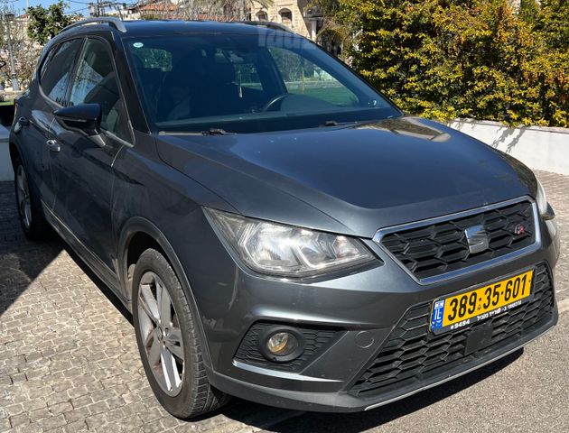 סיאט ארונה