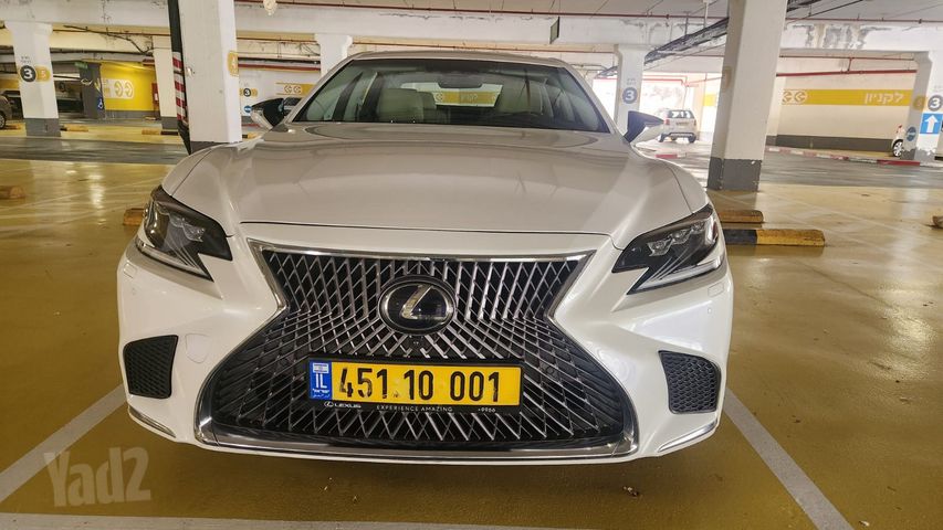 לקסוס LS
