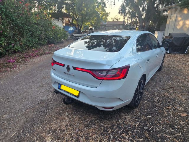 רנו מגאן