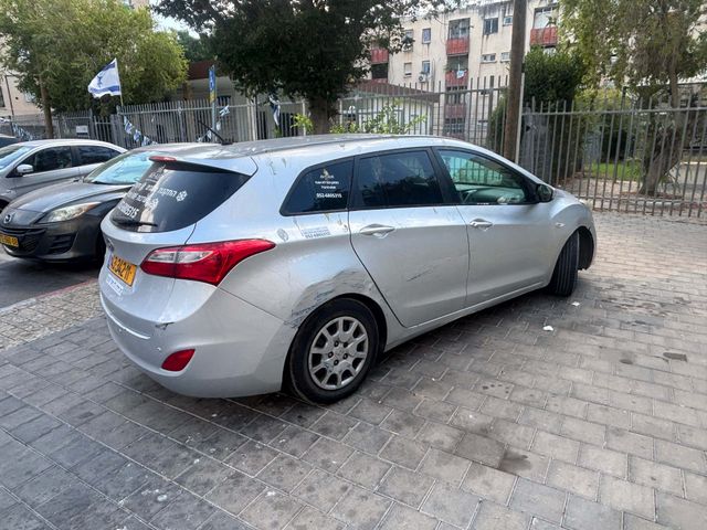 מודעת רכב יונדאי i30