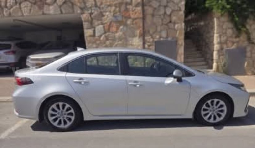 מודעת רכב טויוטה קורולה