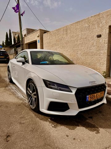 אאודי TT