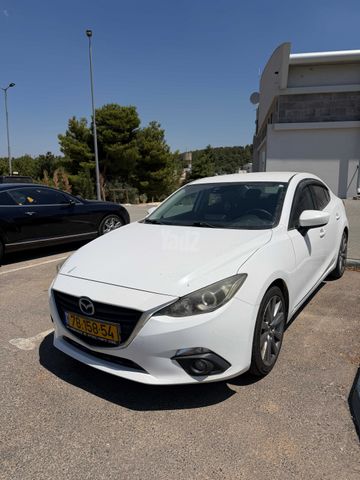 מאזדה 3