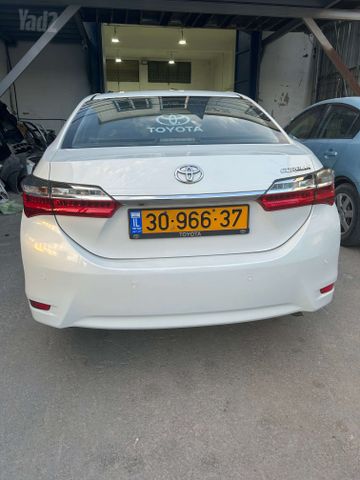 טויוטה קורולה
