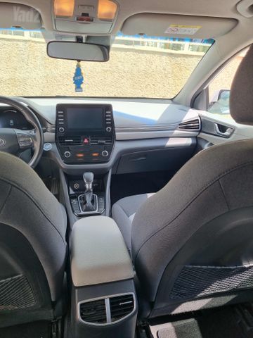 יונדאי איוניק