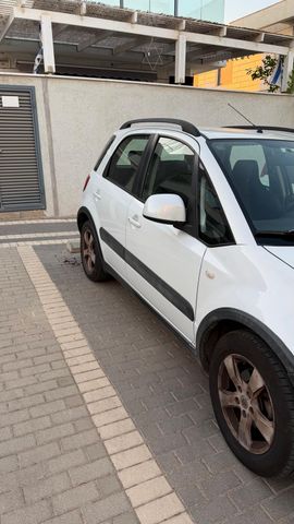 סוזוקי SX4