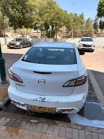 מאזדה 3