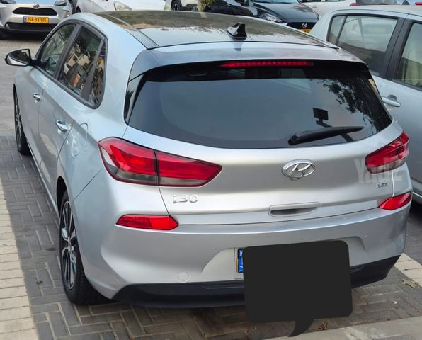 יונדאי i30