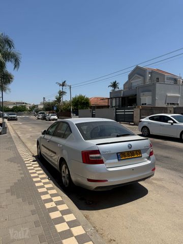 סקודה אוקטביה