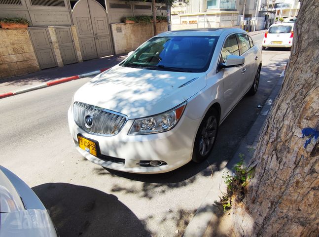 מודעת רכב ביואיק לה-קרוס