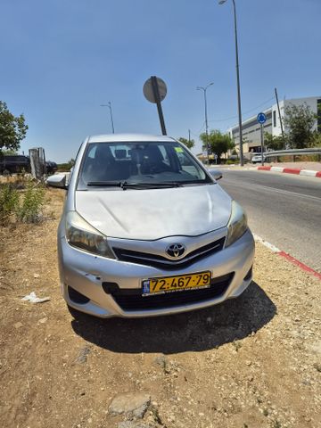 מודעת רכב טויוטה יאריס