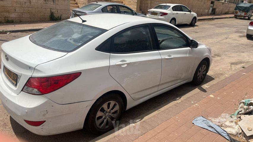 יונדאי אקסנט i25