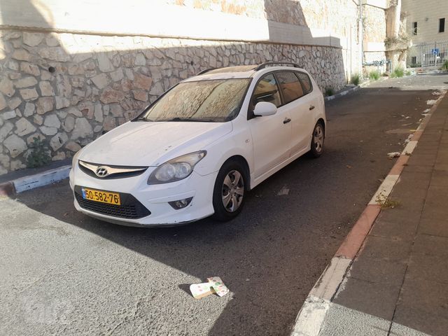 i30 Inspire אוט׳ בנזין סטיישן / טורר 1.6 (126 כ״ס)
