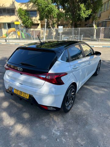 יונדאי i20